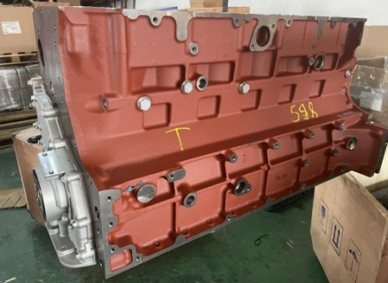 Блок двигателя Volvo D7E / Deutz TCD 2013 L06