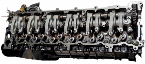 Головка блока цилиндров в сборе Isuzu 6HK1