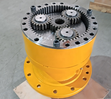Поворотный редуктор экскаватора Hyundai R210W-9
