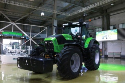 Трактор Deutz-Fahr 8Wps-2804
